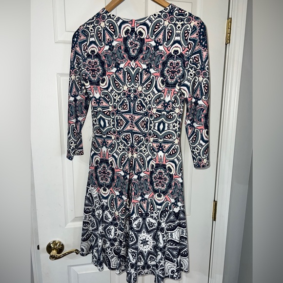 Eliza J Dress Womens size 2 Blue Pink Paisley Print 3/4 Sleeve Fit&flare Sheath - Picture 4 of 7